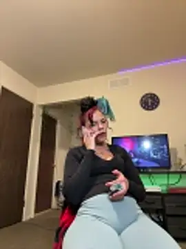 holyrich313's cam snapshot