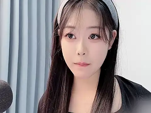 smalldaisy live sex cam