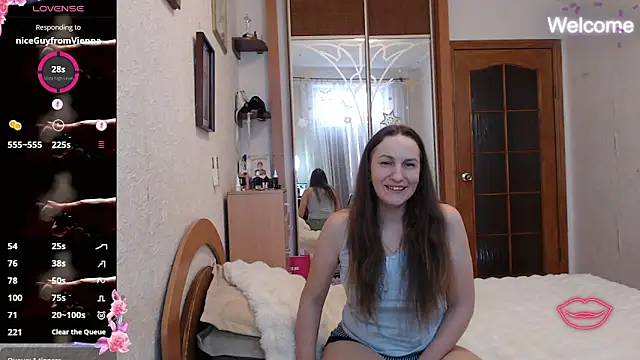 Yevgeshka-Milashka live sex cam