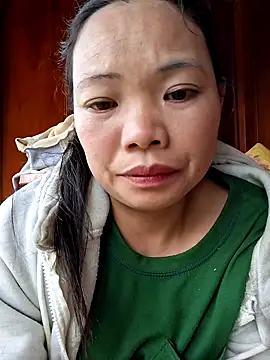 miomio-12 live sex cam