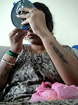 sweetqueen143 live sex cam