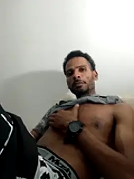 moreno_26cm_br's cam snapshot