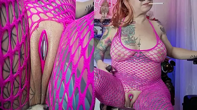 EMILY_ROUSSE71 live sex cam