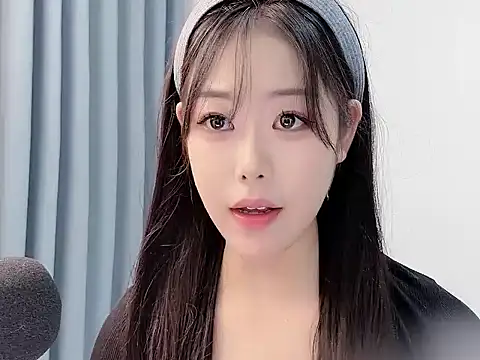 smalldaisy live sex cam