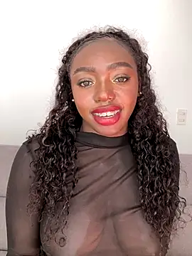 alissradiante1's cam snapshot