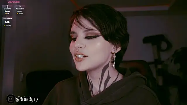 Trinity___s's cam snapshot