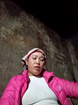 dakota-kis's cam snapshot