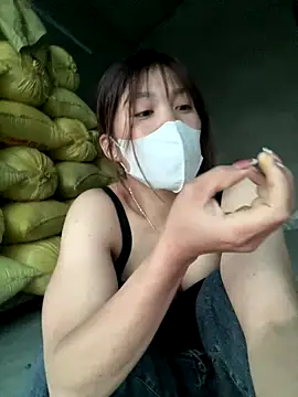 nhinhi-sexy's cam snapshot