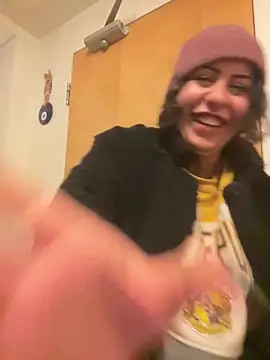 holyeroticss live sex cam