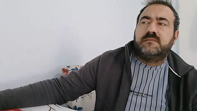 big_snakee live sex cam