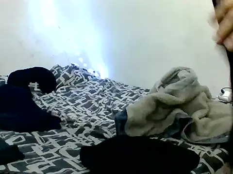 Milo_latino's cam snapshot