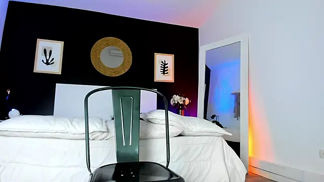 VioletPaket's cam snapshot