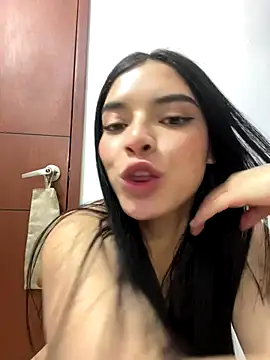 eileensophi's cam snapshot