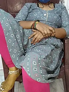 yours-kavaya live sex cam