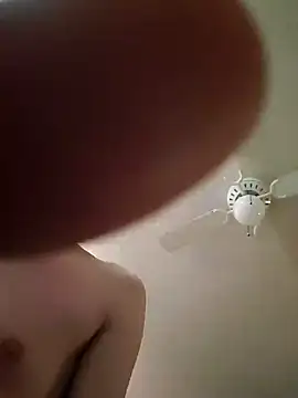 Drewpackn8 live sex cam