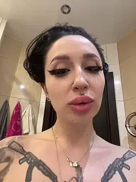 Molly__Moon live sex cam