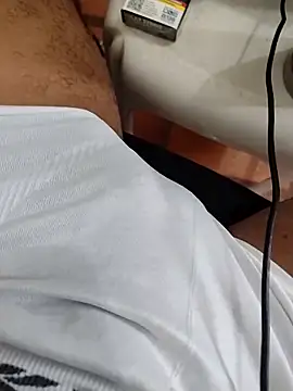 Picamacia20's cam snapshot