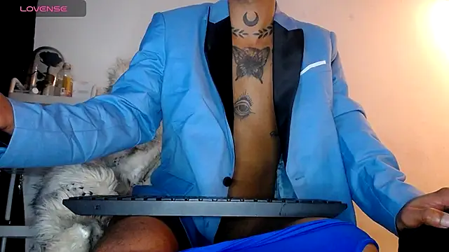 LickMyInk's cam snapshot