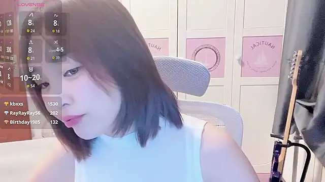 Olivia-520 live sex cam