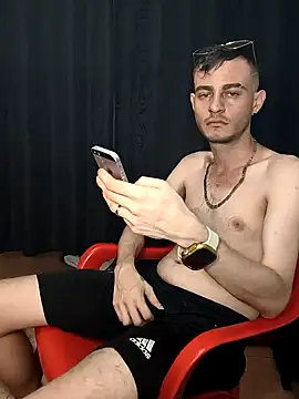 bigcockwhite777 live sex cam