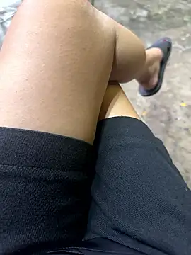 Mores1_Squirt live sex cam