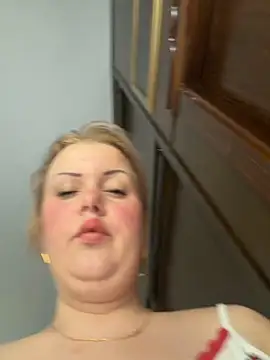 Piccolamonella29's cam snapshot