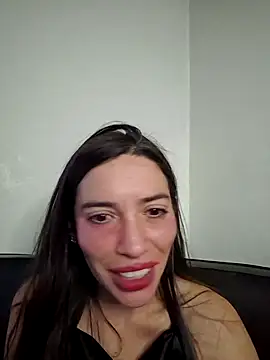 loveuu-bae's cam snapshot