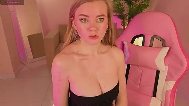 DianaDanian live sex cam