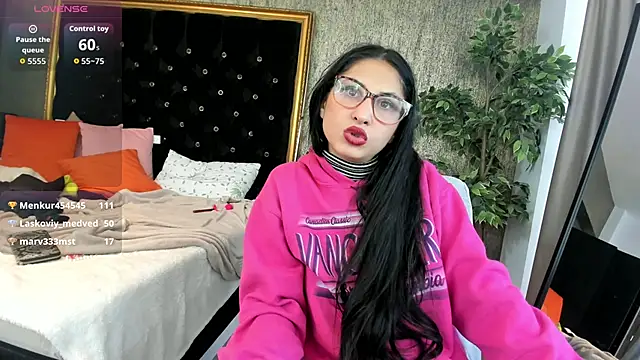 MelodyCruze live sex cam