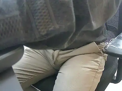 hotdikforu live sex cam