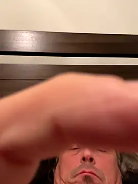 zeus337 live sex cam