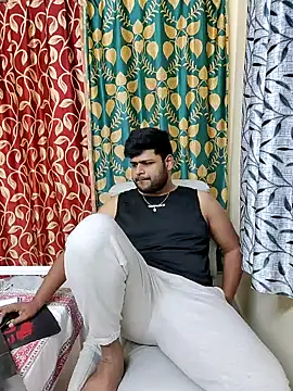 ChillBoyyy live sex cam