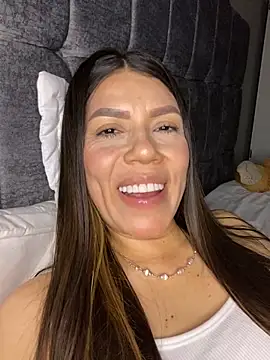 martina_contreras's cam snapshot