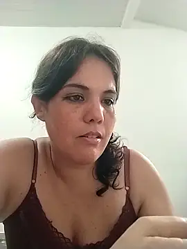 Bellapotencia1985 live sex cam