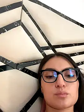 MiaKane99's cam snapshot