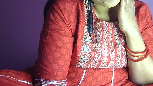 Pooja-suman live sex cam