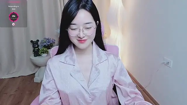 Miu-999 live sex cam