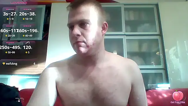 Matttthees live sex cam