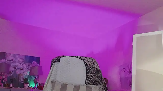 lara_heaven live sex cam