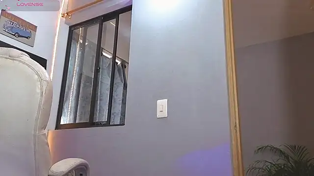 Veronica_111's cam snapshot