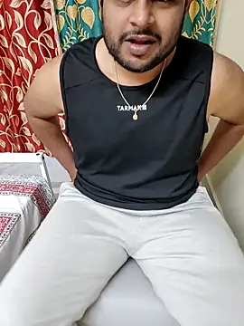 ChillBoyyy live sex cam