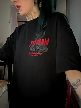 Miiaaa-'s cam snapshot