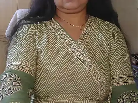 Cute_Ruhi99's cam snapshot