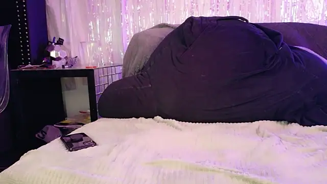 Midnightrose11's cam snapshot