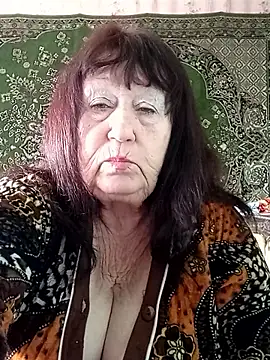 CrystalLime6411 live sex cam