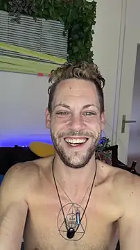 Robbigcum live sex cam