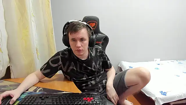 iliaskrislove live sex cam