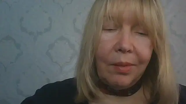 OlgaShine's cam snapshot