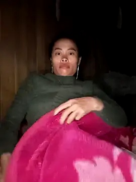 CoMay003's cam snapshot