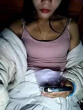 gugu0022's cam snapshot